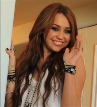 Miley-Cyrus-2010-Picture-hannah-montana-11143823-327-359